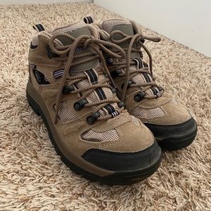 Nevados Women’s Hiking Shoes